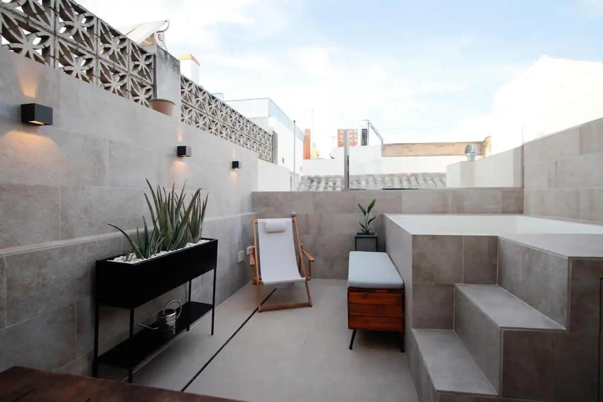 Komodo Gran Poder - Penthouse With Private Pool And Cozy Twin Bedroom Central Apartment 塞维利亚 外观 照片