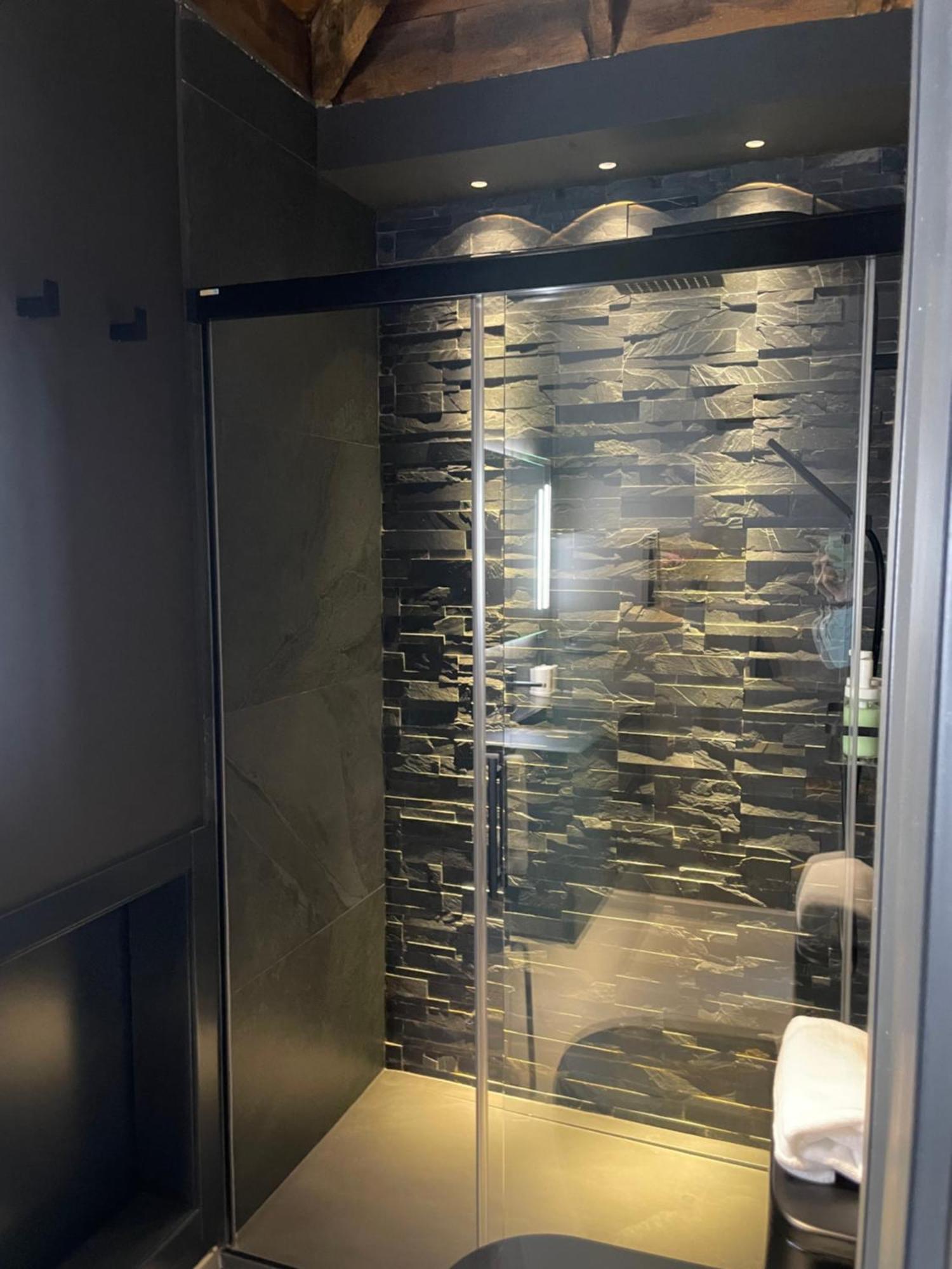 Komodo Gran Poder - Penthouse With Private Pool And Cozy Twin Bedroom Central Apartment 塞维利亚 外观 照片